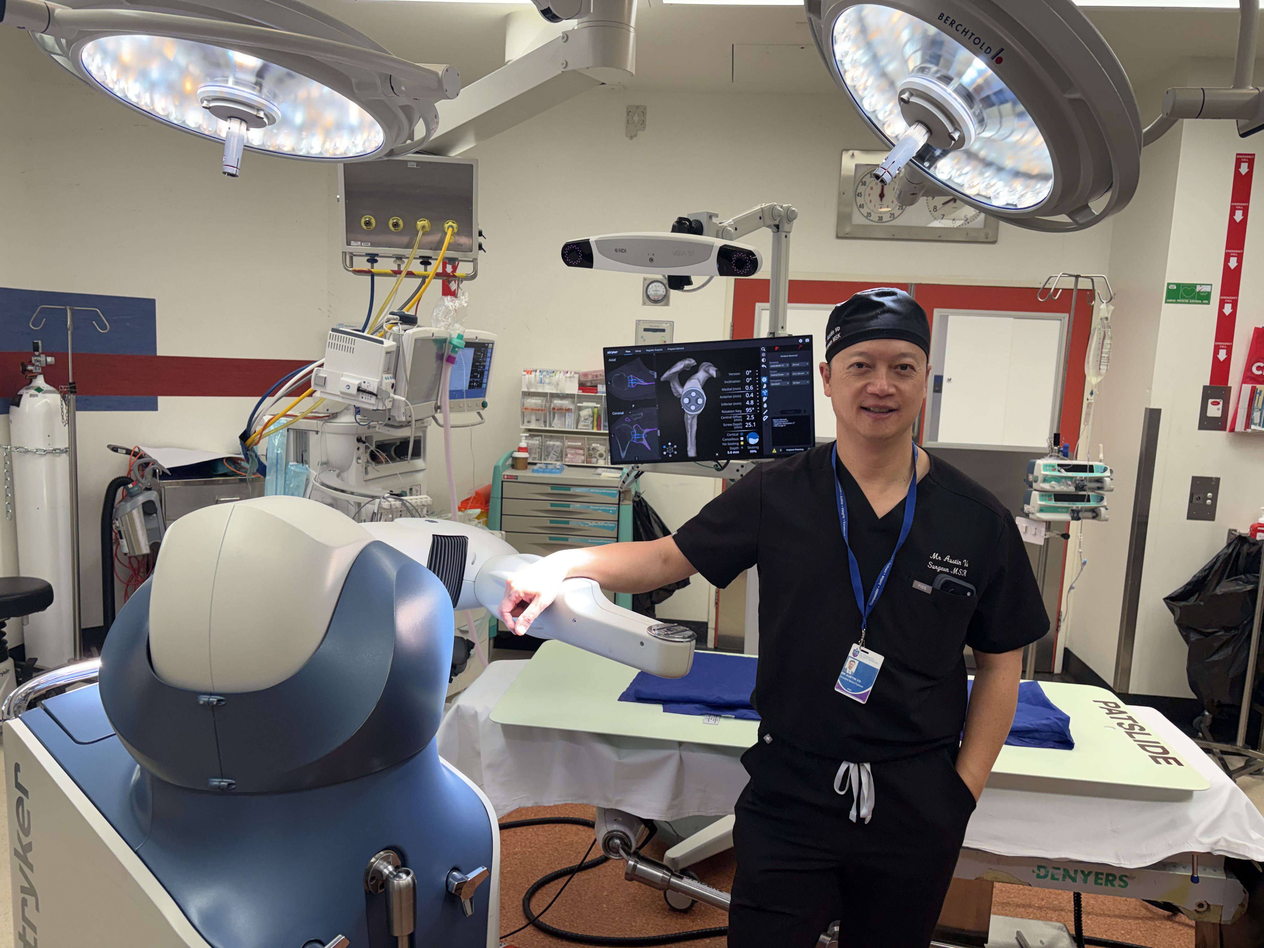 East Melbourne celebrates first MAKO Robotic Shoulder Surgery